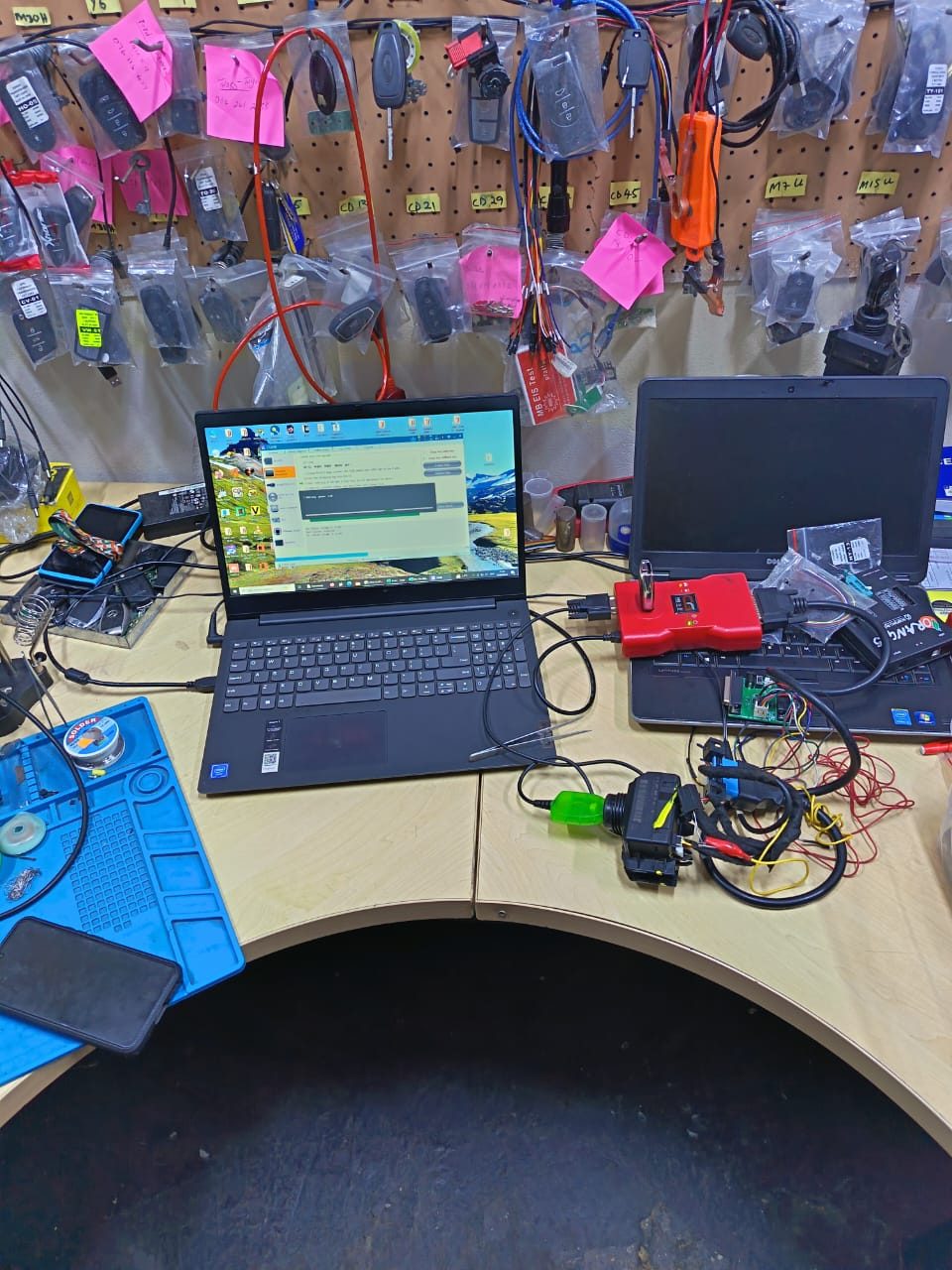 Diagnostic & programming bench
