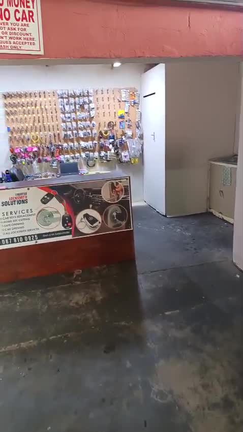Locksmith video preview