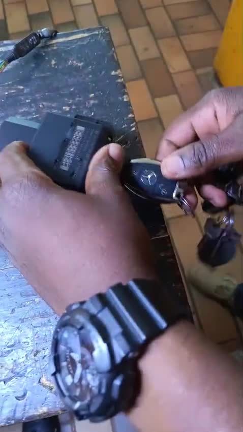 Locksmith video preview